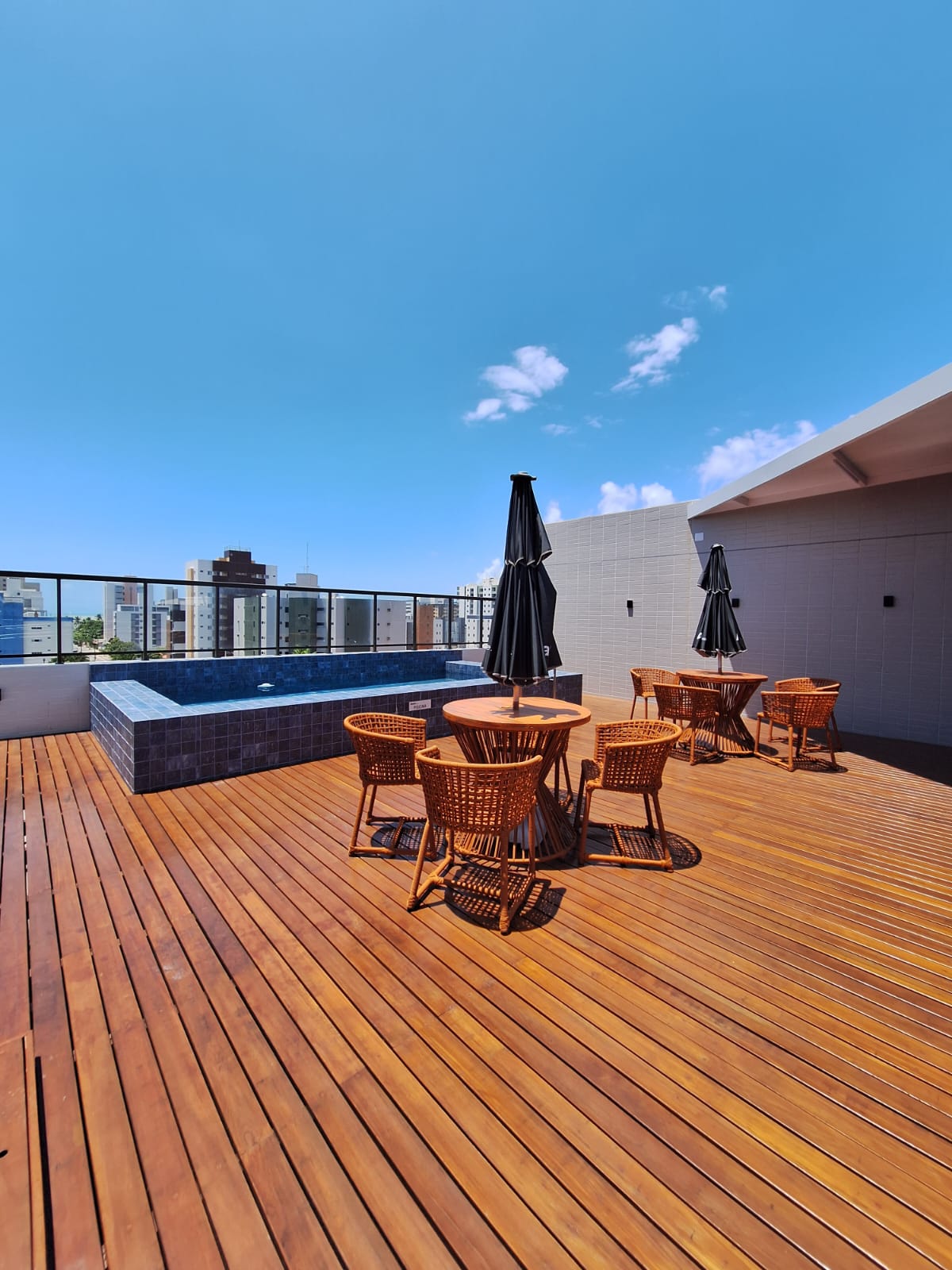Edf. Avant apt. 206