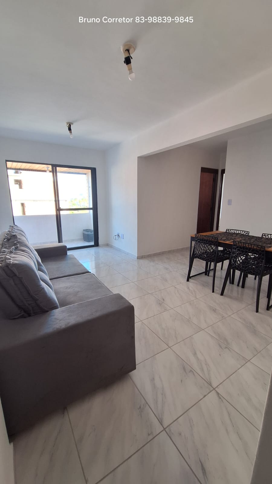 Edf. Castelo Monte Plaza apt. 303 B