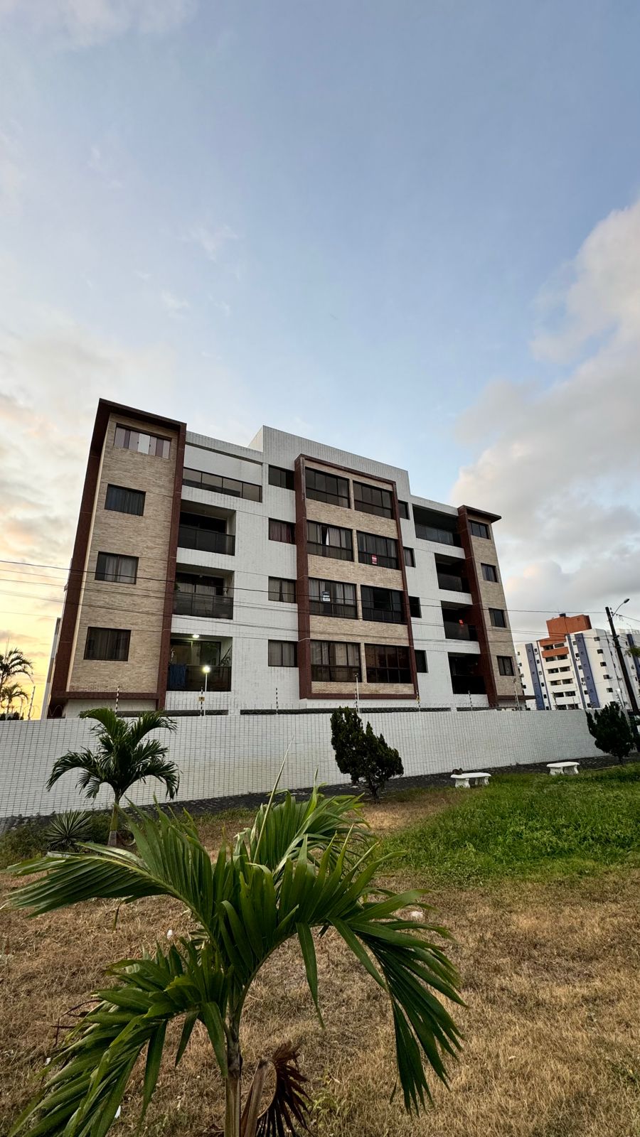 Edf. Pérolas do Atlântico apt. 306