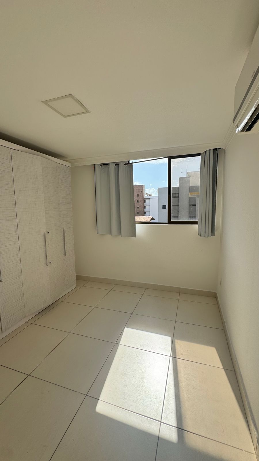 Edf. Pérolas do Atlântico apt. 306