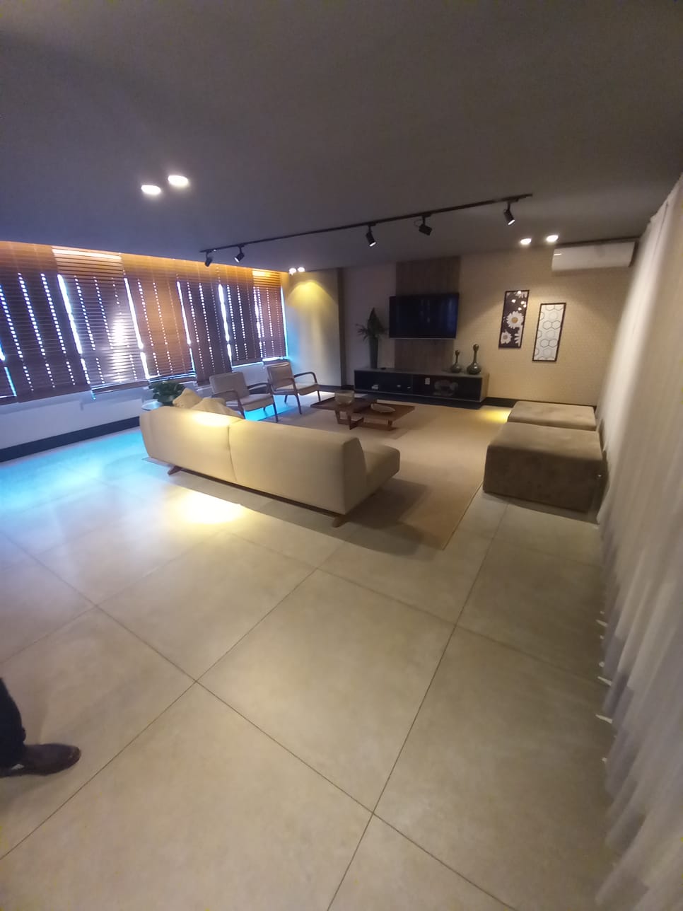 Edf. Contemporâneo apt. 504-A