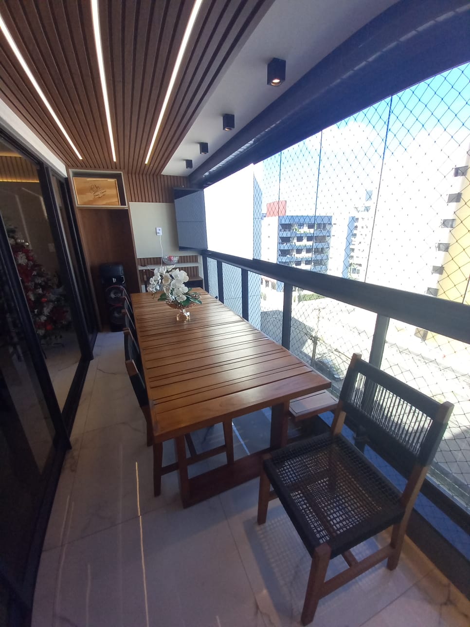 Edf. Contemporâneo apt. 504-A