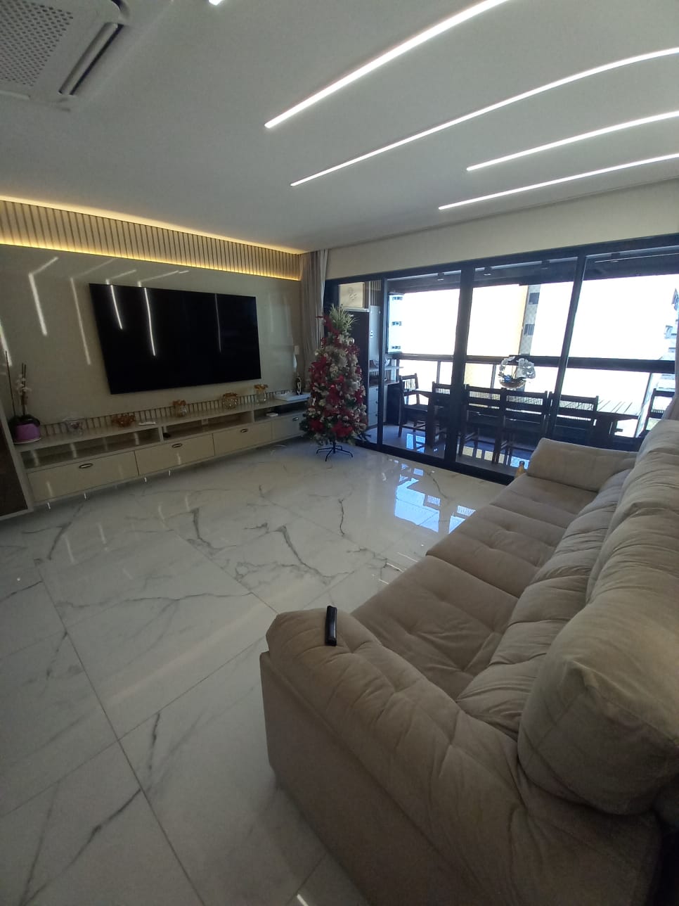 Edf. Contemporâneo apt. 504-A