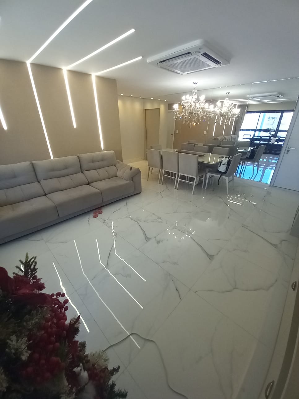 Edf. Contemporâneo apt. 504-A